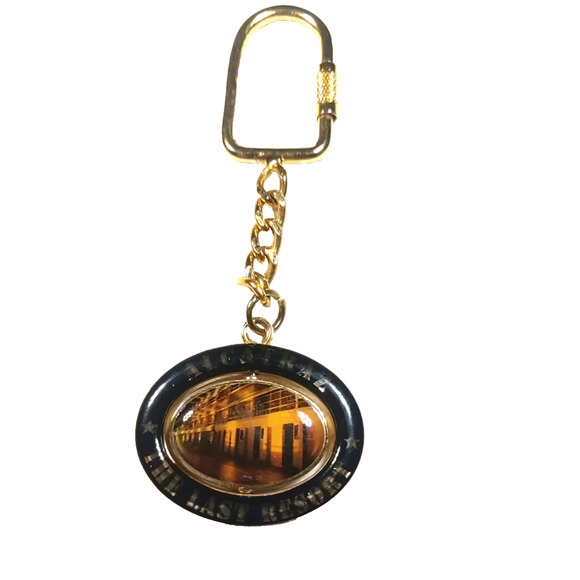 Alcatraz The Last Resort Spinner Keychain Black Gold Tone - Picture 4 of 6
